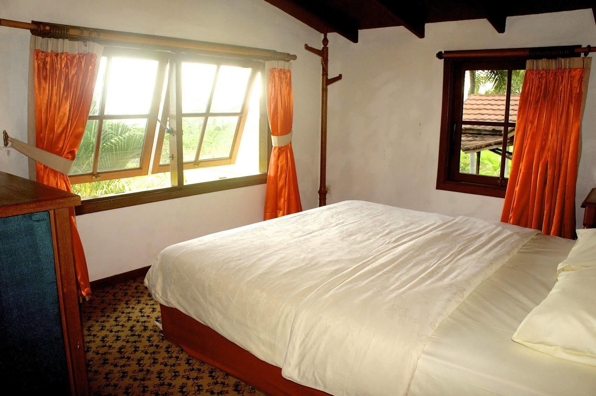 Oyo 1214 My Lagusa Hotel Cimaja Luaran gambar