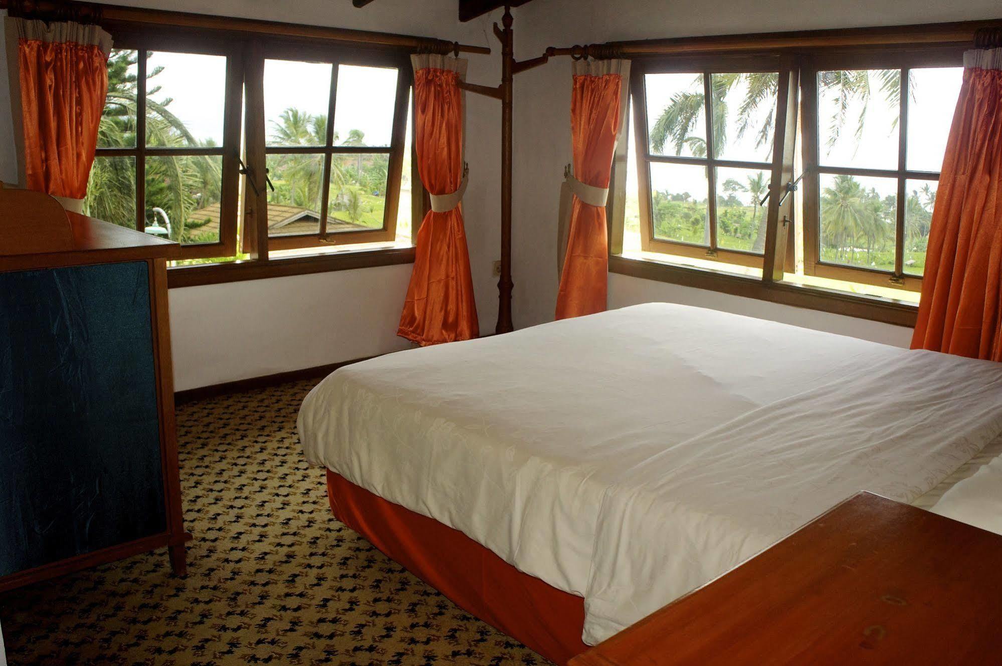Oyo 1214 My Lagusa Hotel Cimaja Luaran gambar